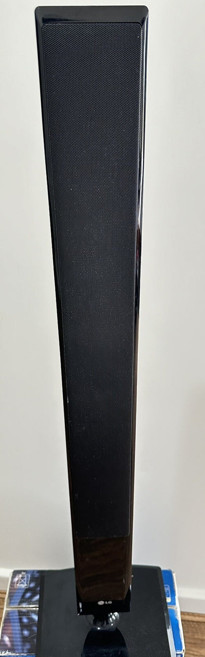 LG Black 360watt Passive Front Speaker Model SB95PA-F In Good Condition