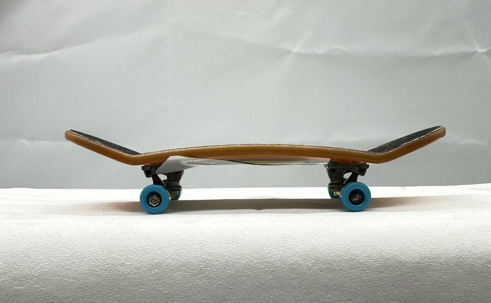 TECH DECK - Mini Skateboard Fingerboard 9.6cm In Good Condition 4935