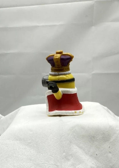 mcdonalds happy meal promo rare collectable figure toy minions king