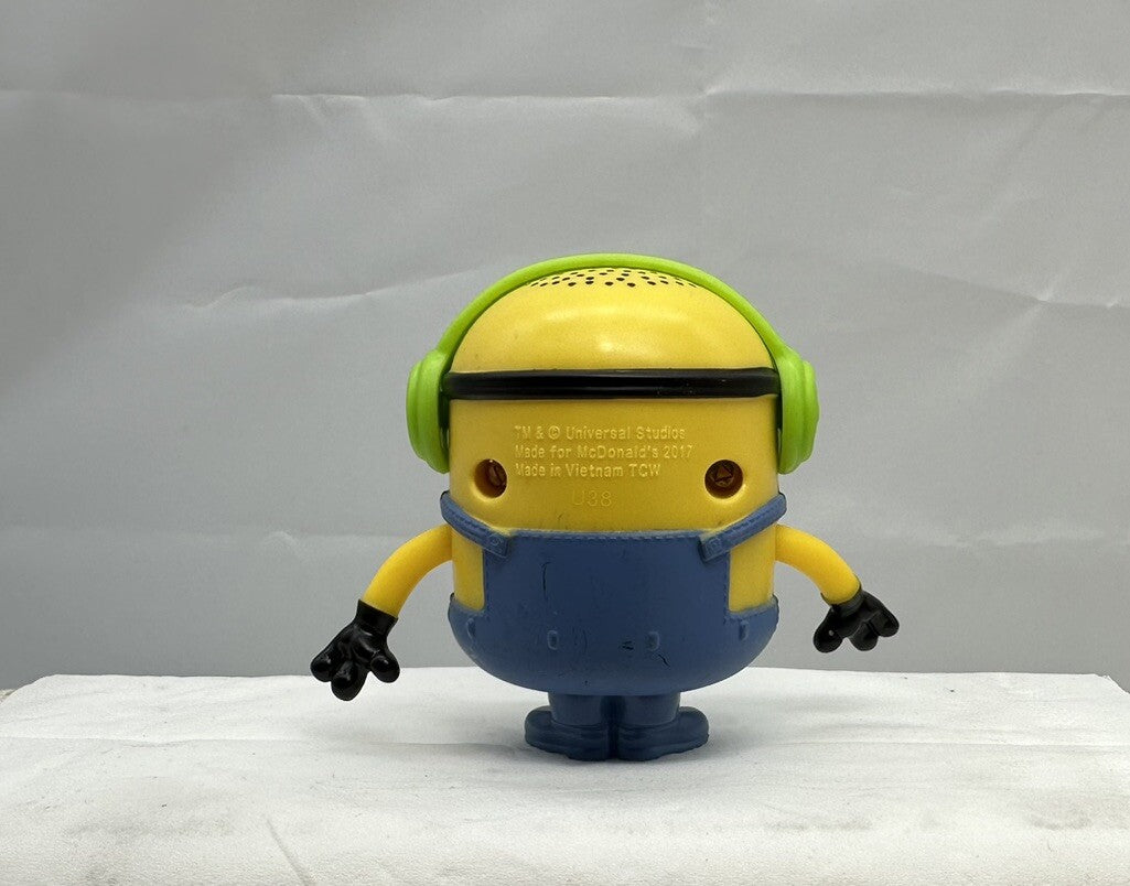 McDonalds Happy Meal Despicable Me 3 #3 Minion Toy 2017 Groovin Headphones