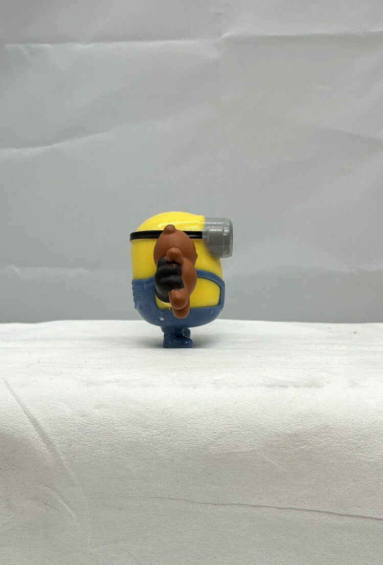 Minions - MINION W/ Teddy Bear - 2019 McDonald's Happy Meal Toy