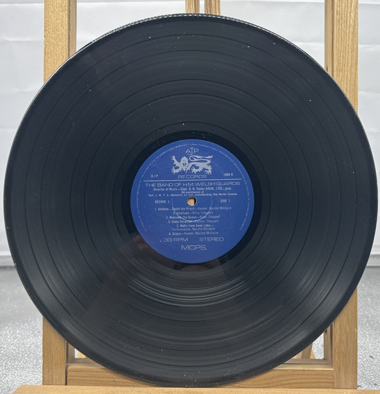 THE QUEEN'S SILVER JUBILEE - '1952-1977' In OK Condition 5648