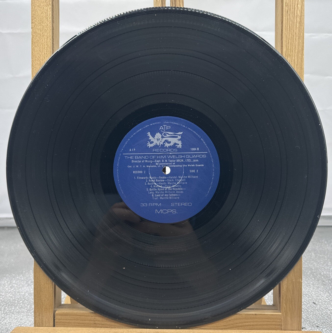 THE QUEEN'S SILVER JUBILEE - '1952-1977' In OK Condition 5648