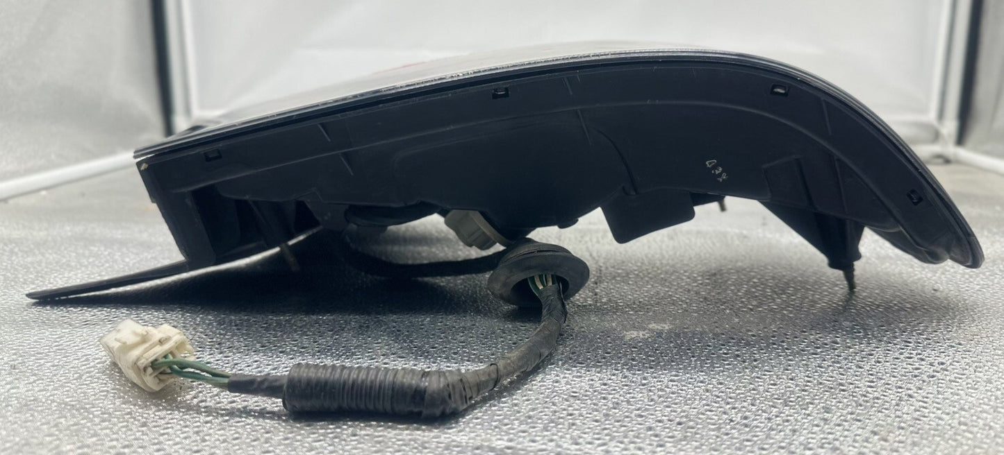 1995 TOYOTA ARISTO JZS147 RIGHT TAIL LIGHT In Good Condition 6045