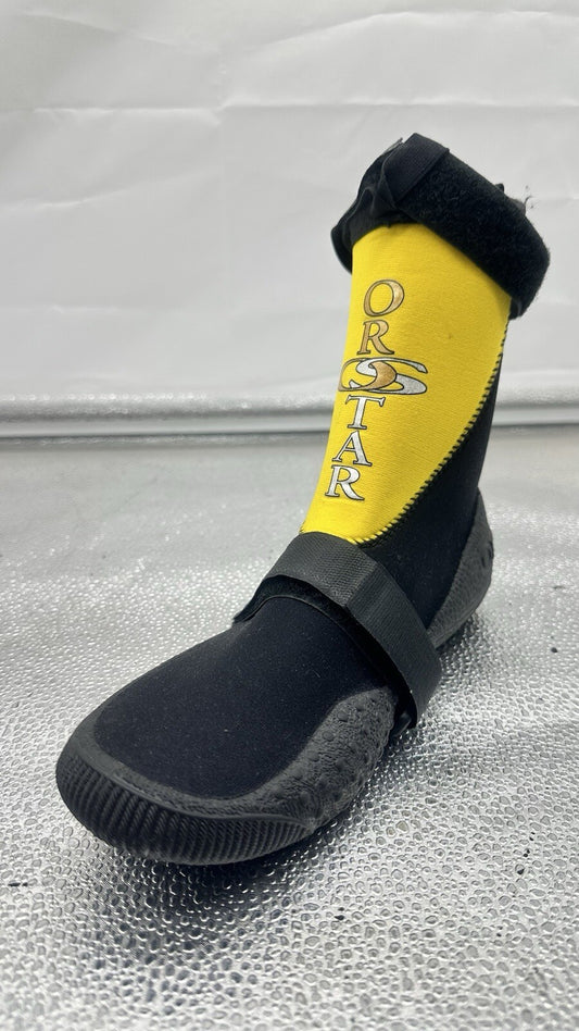Oro Star Wetsuit Shoes US 6-6.5 In Condition 6472