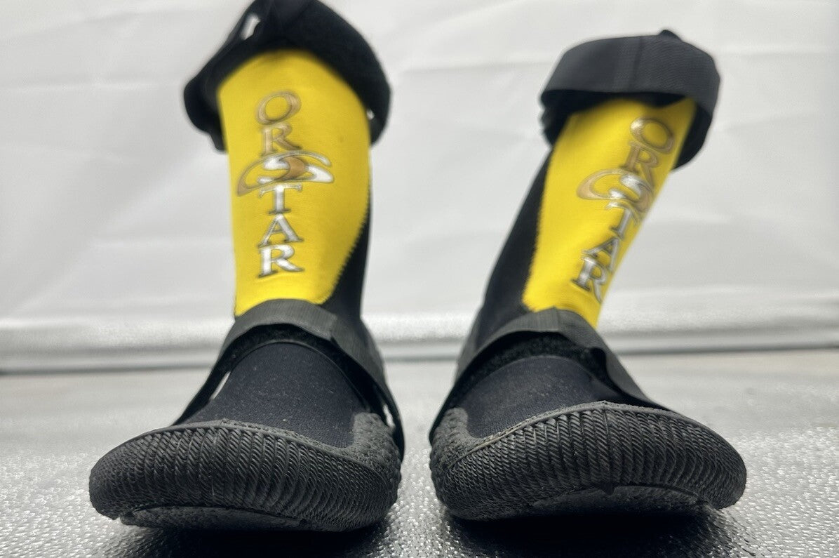 Oro Star Wetsuit Shoes US 6-6.5 In Condition 6472
