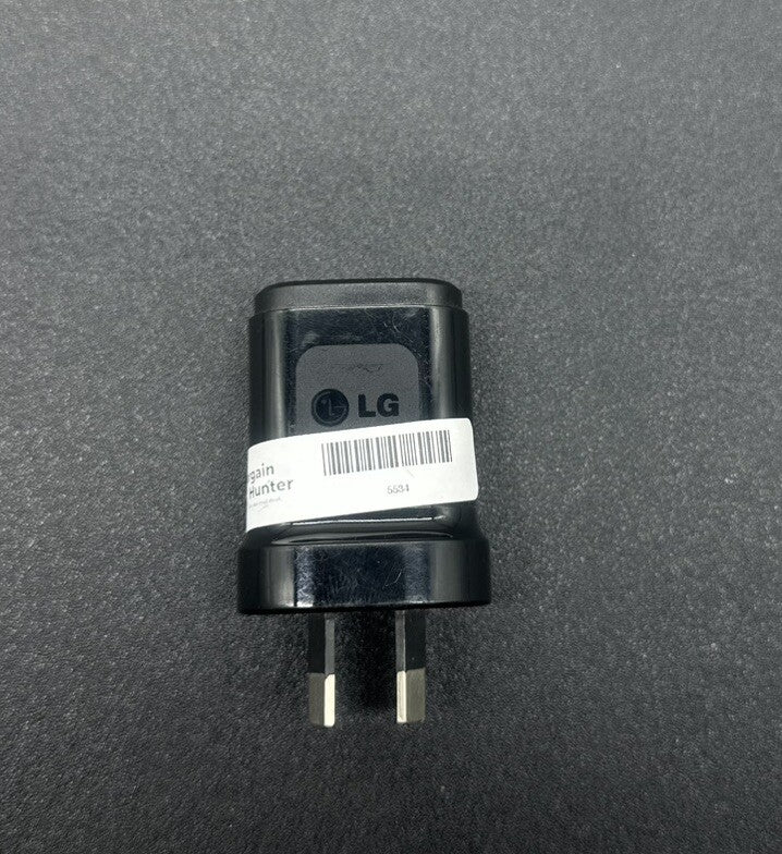 Genuine LG Travel 1.2A USB-A Adapter - Classic Black In Good Condition 5534