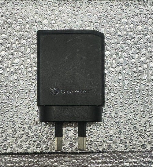 Genuine Sony EP800 Charger AU for Sony Xperia Mobiles In Good Condition 6611