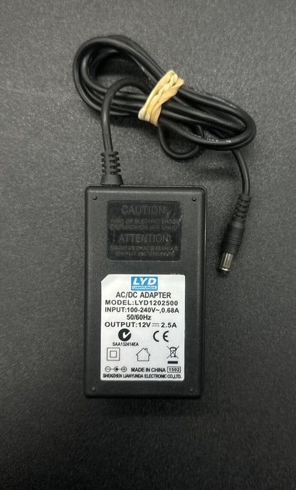 Lianyunda Power Supply Adapter Model LYD1202500 -12v 2.5A In Good Condition 6612