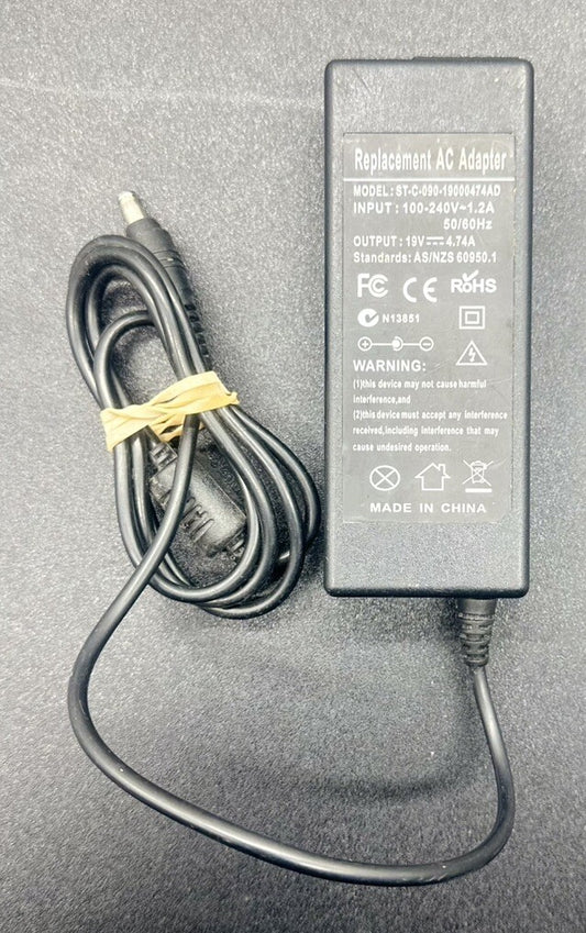 Aftermarket Power Supply Model ST-C-090-19000474AD /19v/4.74A In GC 1769