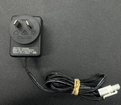 Aftermarket Battery Charger AD3514090025G: 9V / 250mA In Good Condition 6255