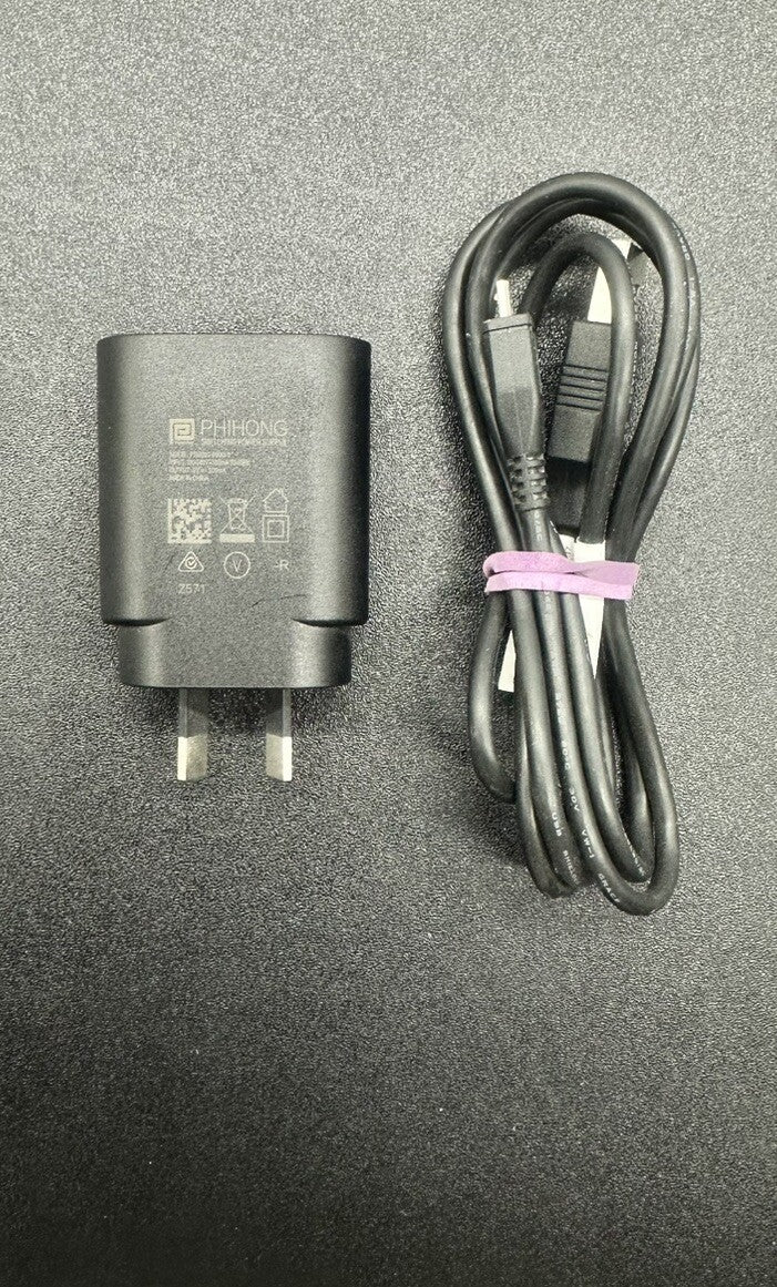 Phihong AC USB ADAPTOR Model PSM03S-050Q-3 5v 550mA In Good Condition 5528