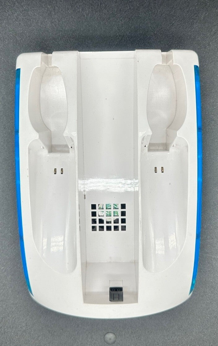 Nintendo Wii Power Wave Docking Station Controller Charger NO BATTERIES 4089