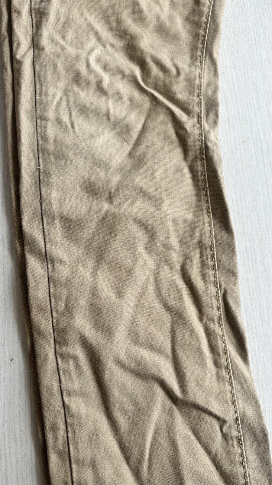 Levis Mens Tan Chino Size W78cm x L94cm In Good Condition 2986