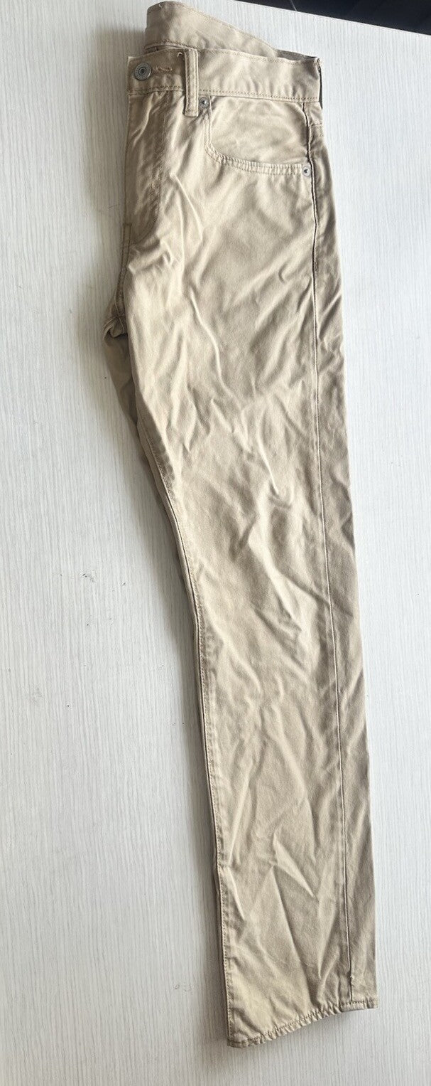 Levis Mens Tan Chino Size W78cm x L94cm In Good Condition 2986