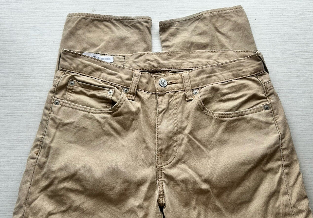Levis Mens Tan Chino Size W78cm x L94cm In Good Condition 2986