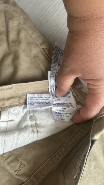 Levis Mens Tan Chino Size W78cm x L94cm In Good Condition 2986