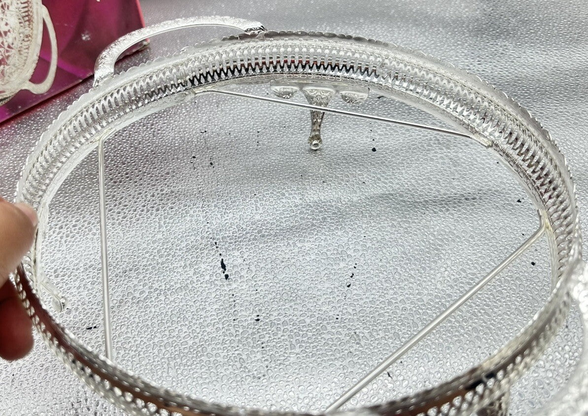 England Queen Anne Rarity, Silver Chafing Dish. "Serving Dish" In Good Codnition