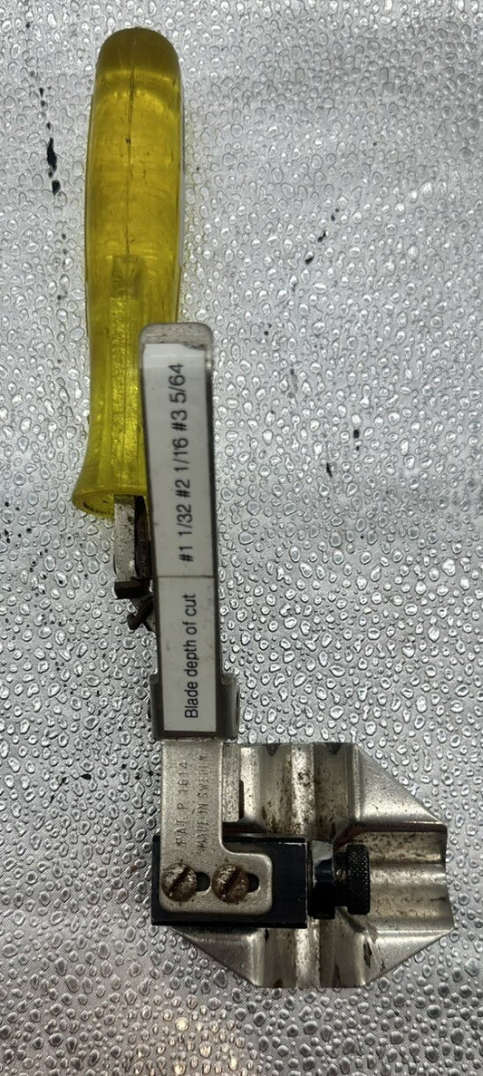 Stripping Tool P1614 40mm to 19mm Made in Sweden In Good Condition 8369