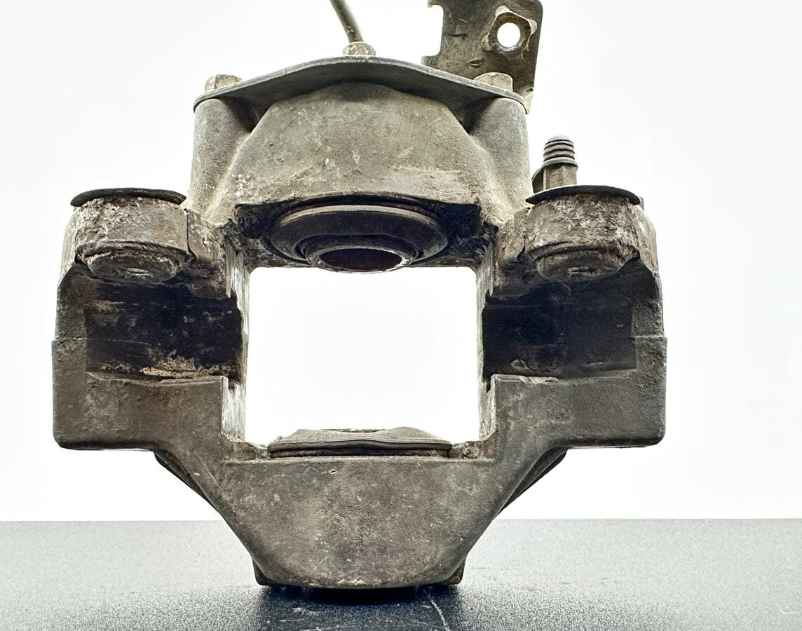 Nissan Skyline R33 Rear Brake Caliper SUIT REBUILD LEAKING 8286