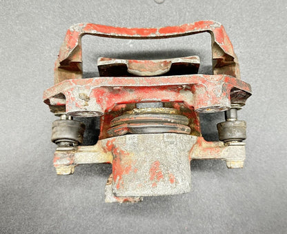 87-89 Nissan 300ZX Right Front Brake Caliper Z31 SUIT REBUILD SOLD UNTESTED 8211