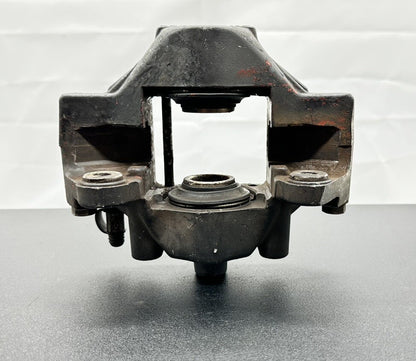 Nissan Skyline R33 Rear Brake Caliper SUIT REBUILD SOLD AS UNTESTED 8204