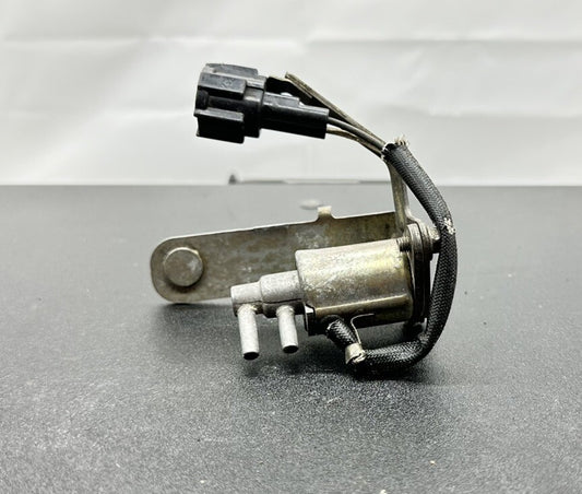 Nissan Skyline R33 GTST Boost Control Solenoid Valve with Bracket UNTESTED 8252