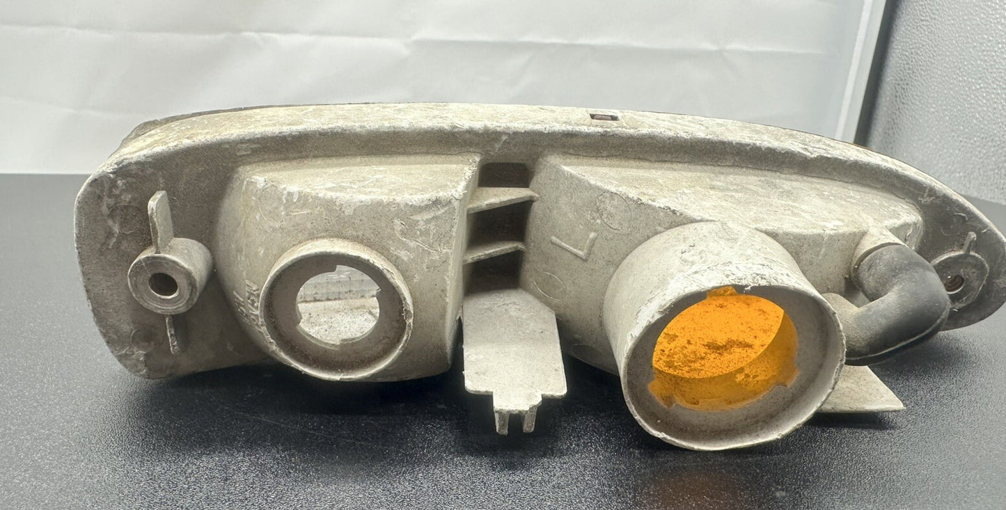 Nissan 180sx S13 Front Teardrop Indicator DAMAGED NO Globe OR Wiring 8225