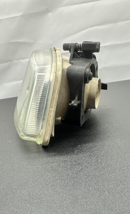 Mk1 Ford Focus Right Side Front Fog Light Drivers NO Globe OR Wiring 8217