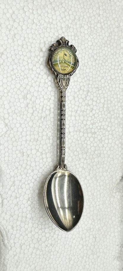 Souvenir Spoon Parliament House Canberra Australia , silver plated In Good Cond