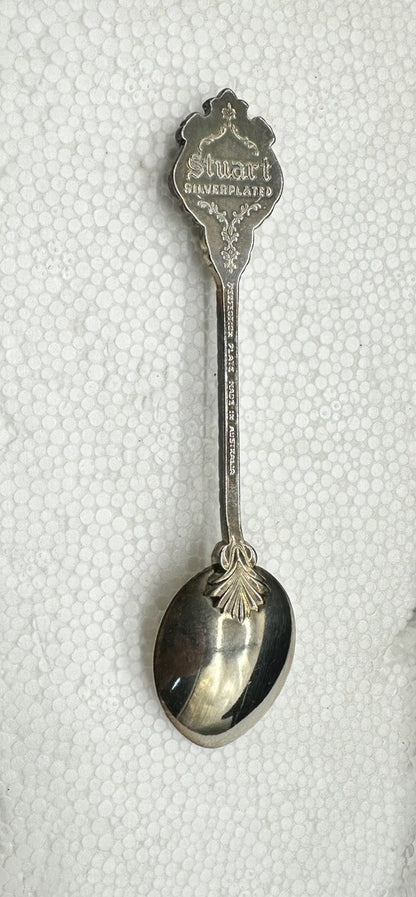 Souvenir Spoon Parliament House Canberra Australia , silver plated In Good Cond
