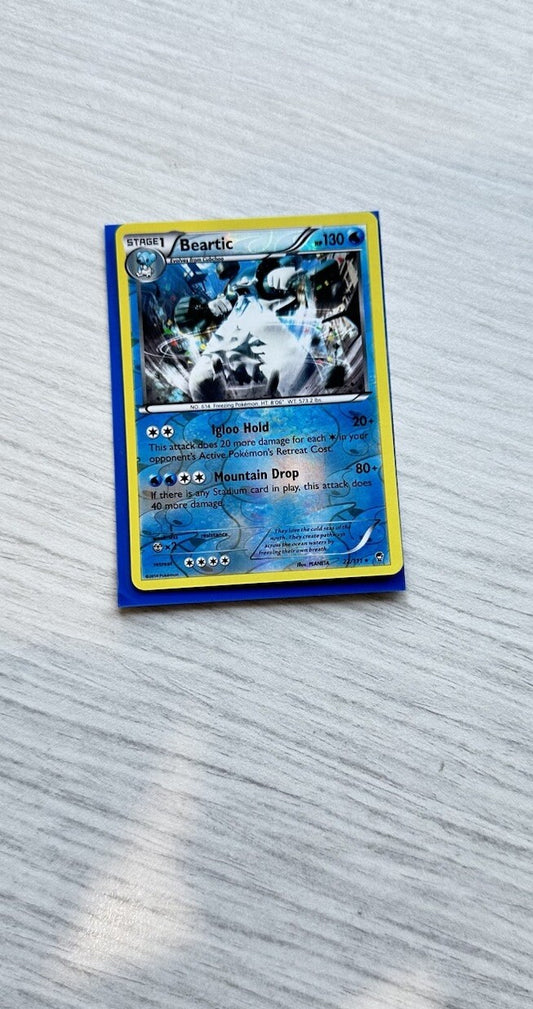 Beartic Pokemon Reverse Holo Water Card Year 2014 (5243)