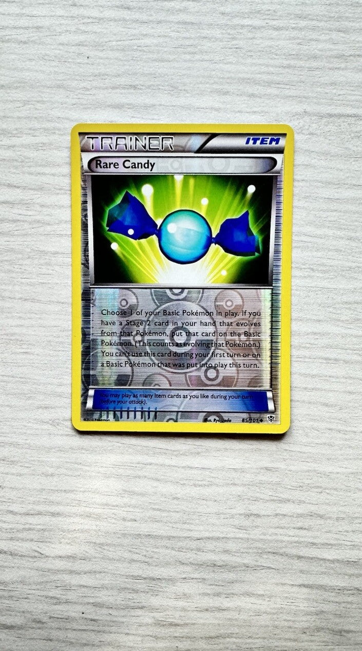 Rare Candy Pokemon Reverse Holo Trainer Card Year 2013 (6385)
