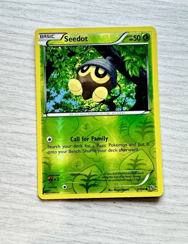 Seedot Pokemon Reverse Holo Grass Card Year 2014 (6385)