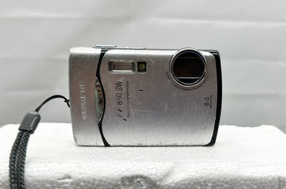 Olympus Stylus 850 SW 8MP Waterproof Digital Camera DEAD BATTERY UNTESTED 8558