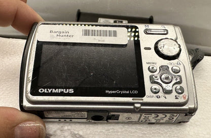Olympus Stylus 850 SW 8MP Waterproof Digital Camera DEAD BATTERY UNTESTED 8558