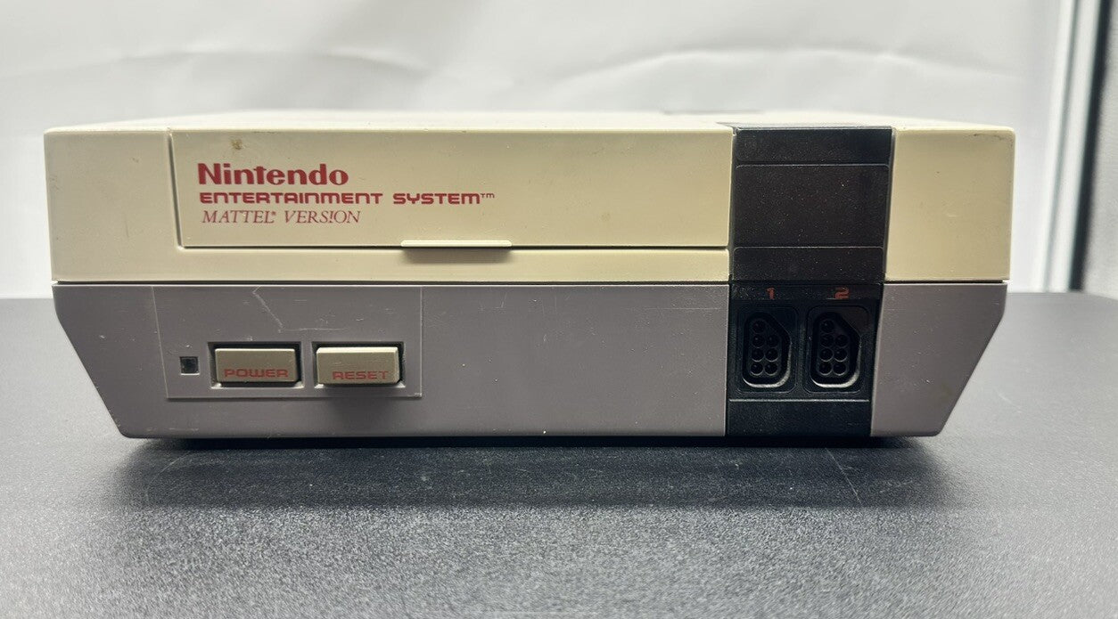 NES NINTENDO CONSOLE NESE-001(AUS) In OK Condition Yellowing 3359
