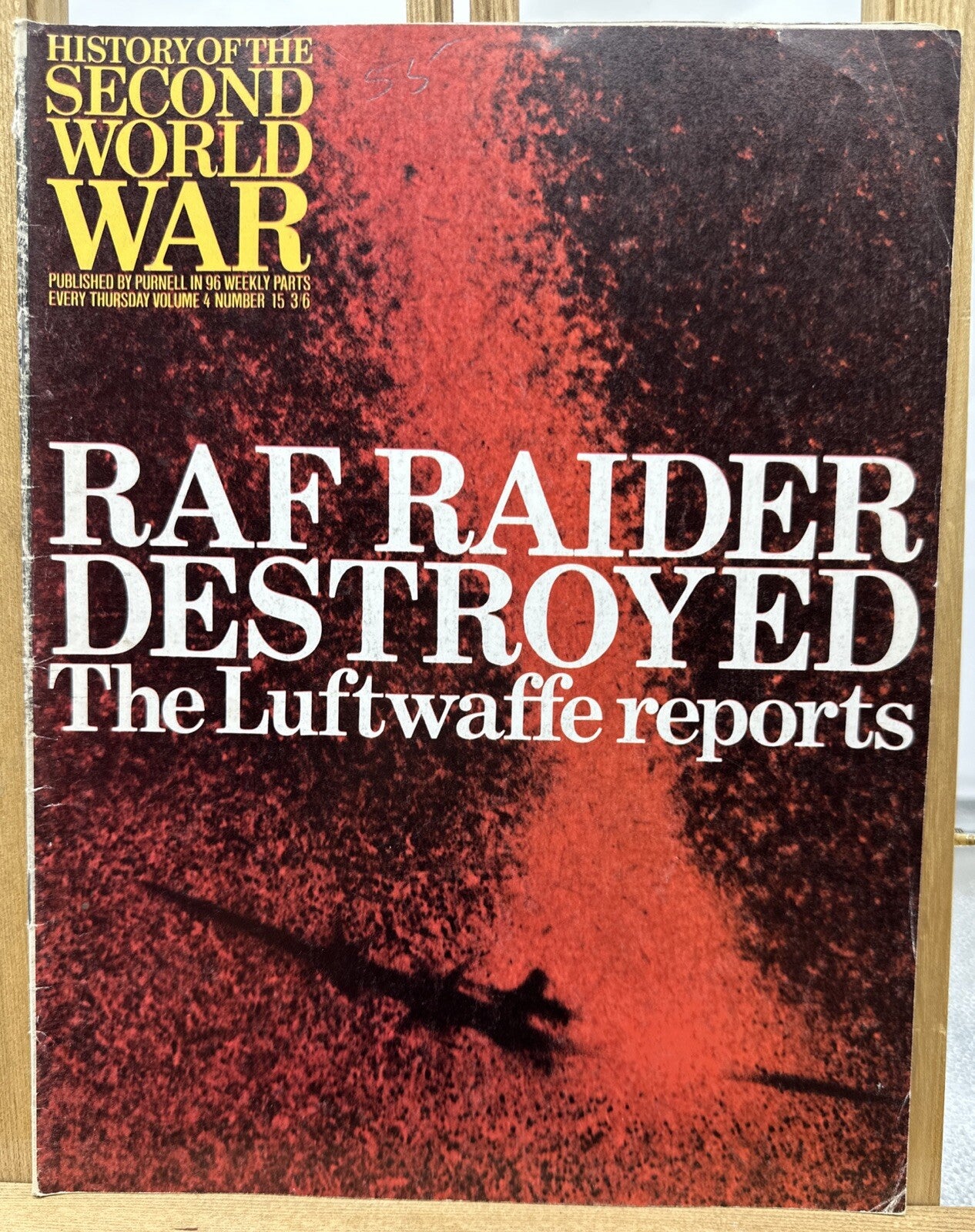 History Of The Second World War II VOL. 4 NO. 15 Magazine In Good Condition