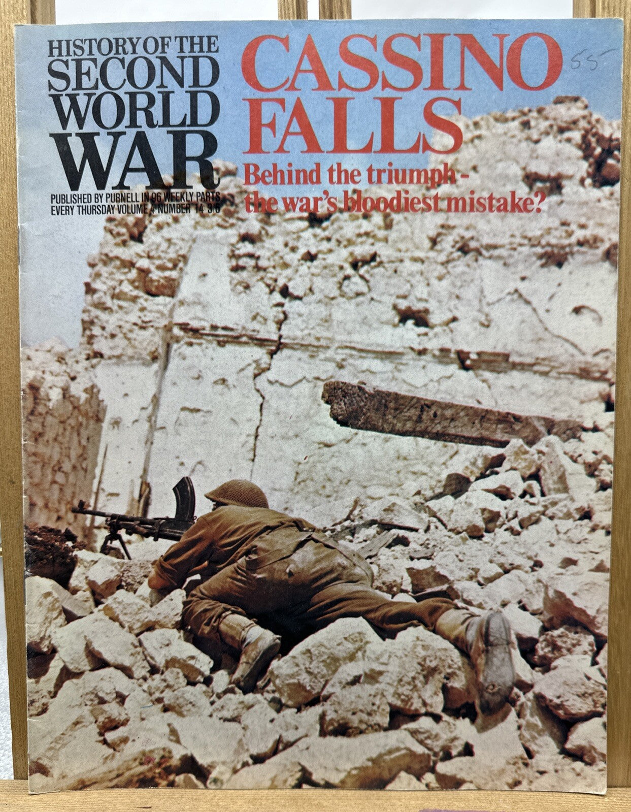 History Of The Second World War II VOL. 4 NO. 14 Magazine In Good Condition