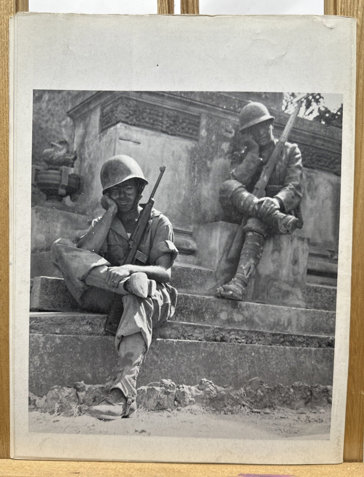 History Of The Second World War II VOL. 4 NO. 9 Magazine In Good Condition