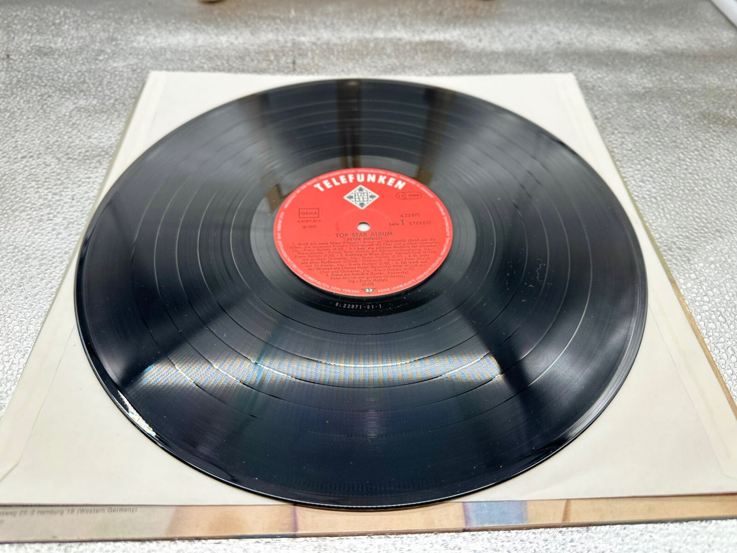 Top Star Album : Peter Minich Record In Good Condition 6928