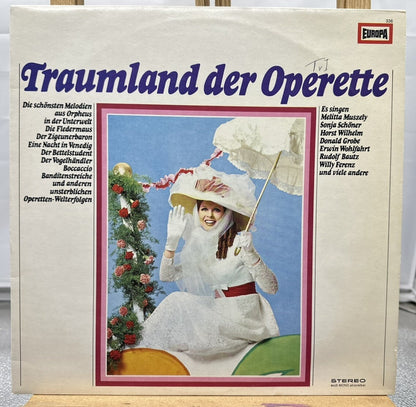 Traumland der Operette LP Vinyl 12" Record Constanze Europa In Good Condition