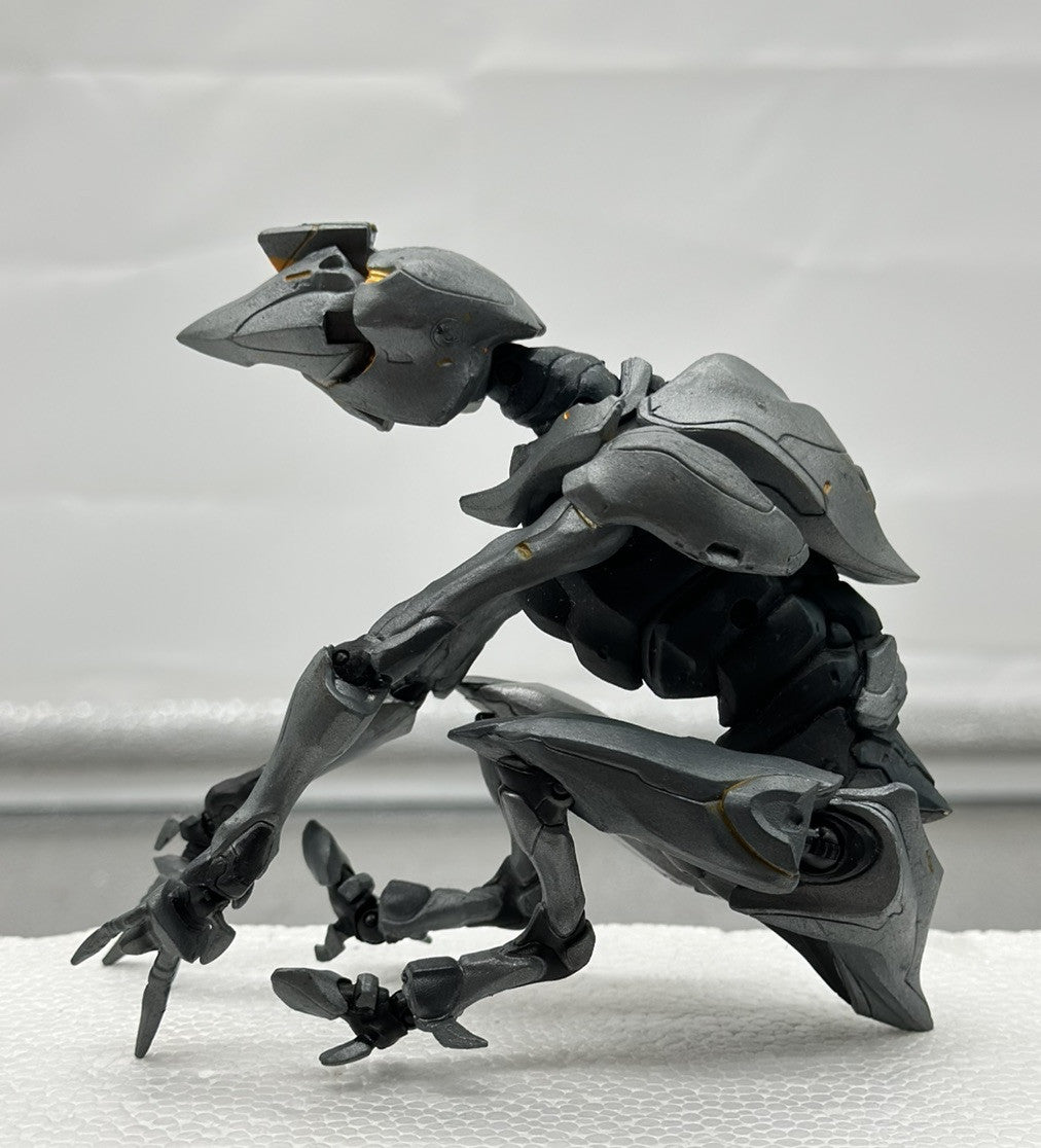 Mcfarlane Toys Halo 4 Series 1 Promethean Crawler 2012 4” Action Figure PLZ Read