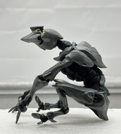 Mcfarlane Toys Halo 4 Series 1 Promethean Crawler 2012 4” Action Figure PLZ Read