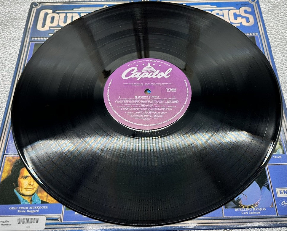Country Classics 20 Original Hits Record In  Good Condition 7418
