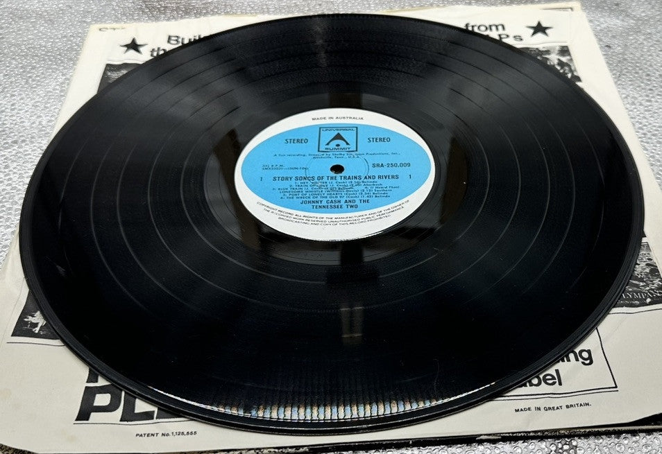 Johnny Cash - Story Songs Of The Trains And Rivers Record In Good Condition 6978