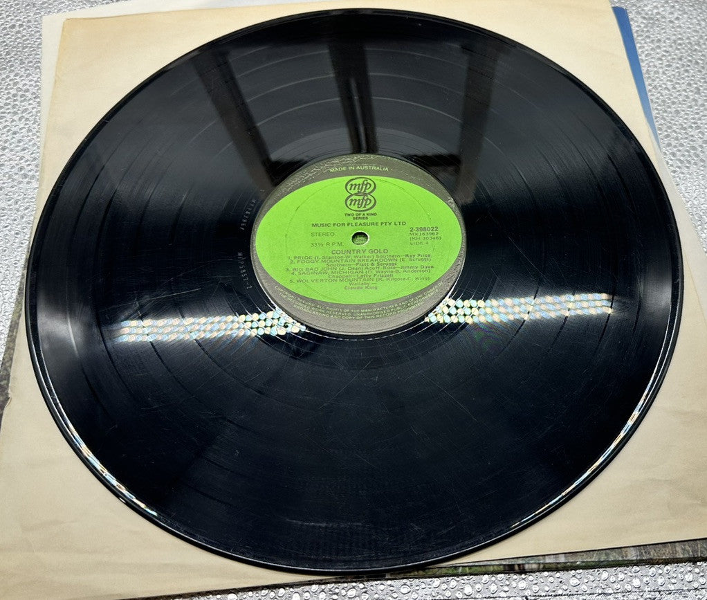 Country Gold Record Two Record Set In Good Condition 6949