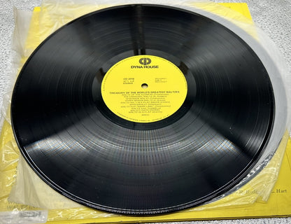 A Treasury of the World's Greatest Waltzes Record In Good Condition 6945