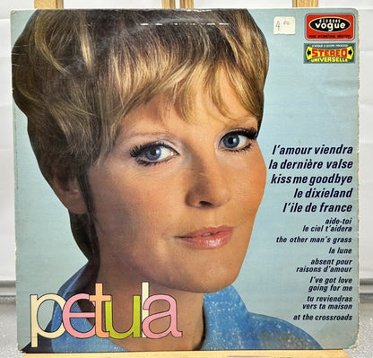Petula Clark - Petula - Disques Vogue - CLD 721 Record In Good Condition 7415