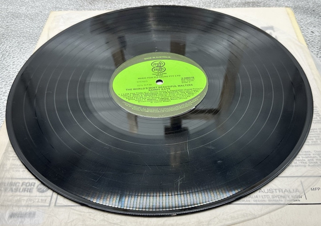 Australian Style Record In Good Condition 6960
